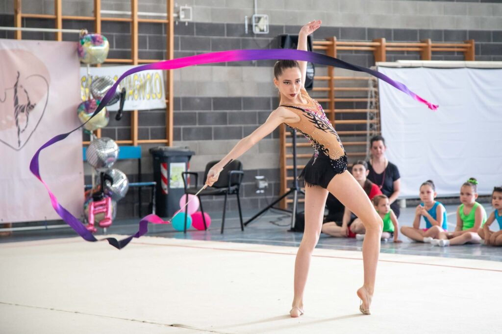 Ginnastica Ritmica a Chivasso e dintorni: corsi per bambini e bambine dai 3 anni in su